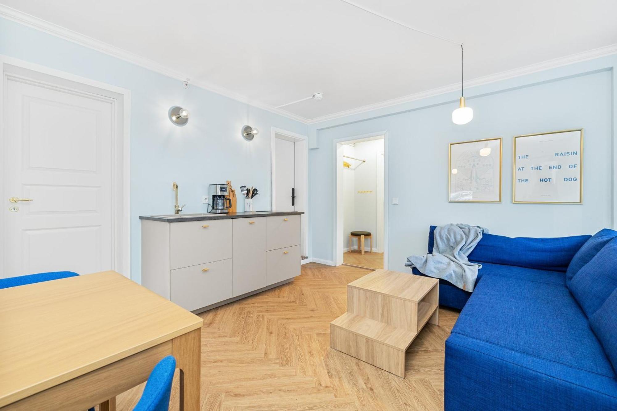 Downtown Baldursbra - Two Bedroom Apartment Reykjavík Buitenkant foto